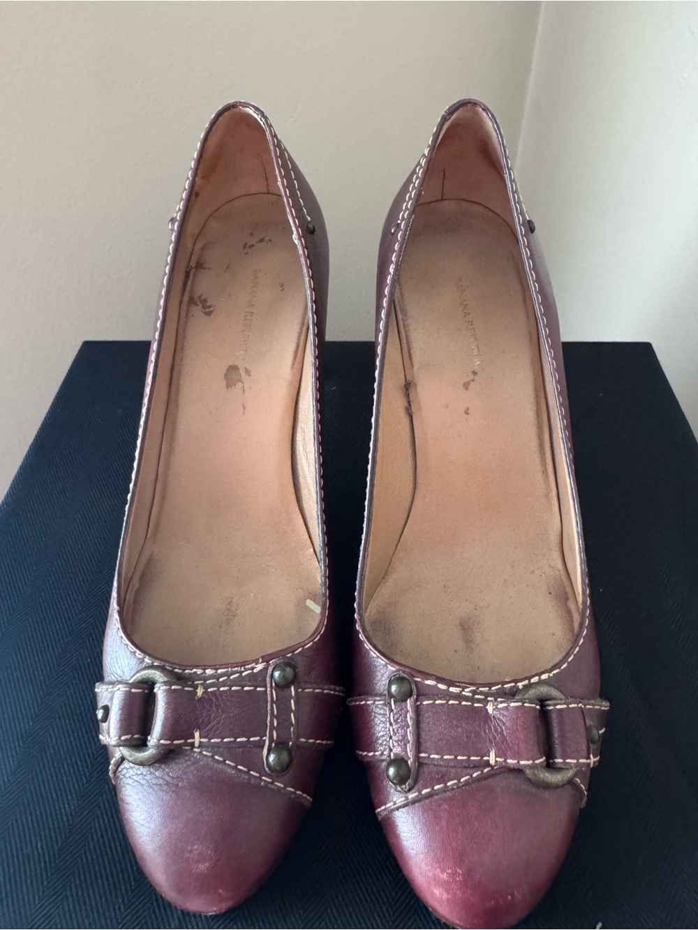 Banana Republic Burgundy Leather Buckle-Accent Round-Toe Pumps